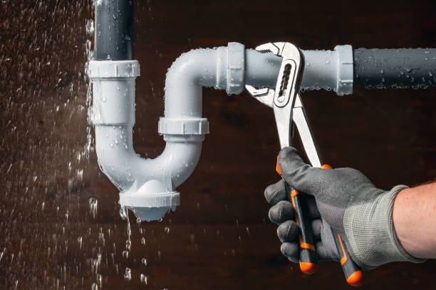 Professional Leak Detection technician working in Keota, OK